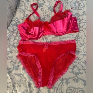 Elegant Red and Pink Lace Lingerie Set